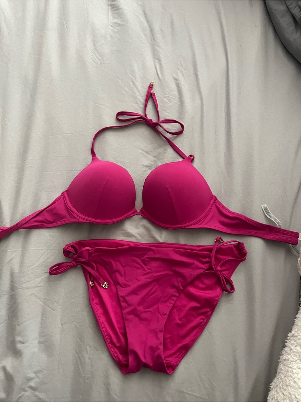 Women’s Hot Pink Halter Bikini Set, never worn!
